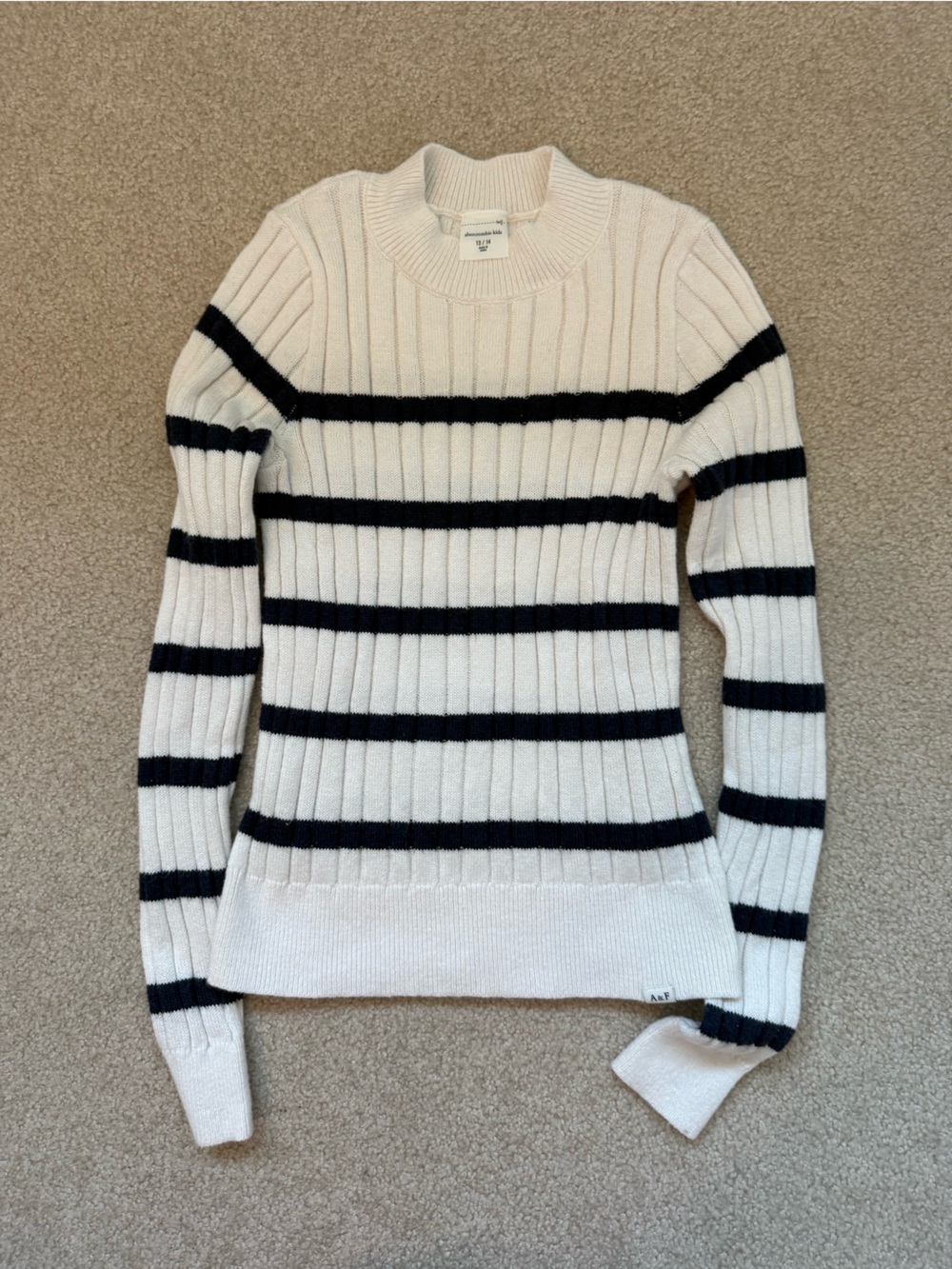 Abercrombie girls sweater